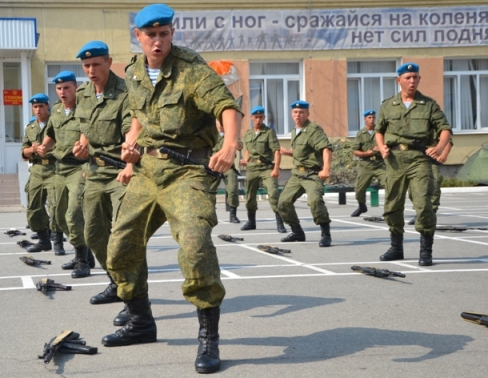 Адрес 108 полка новороссийск. 108 Дивизия ВДВ Новороссийск. 108 Бригада ВДВ Новороссийск. Новороссийск полк ВДВ. 7 ВДД Новороссийск 108 полк.