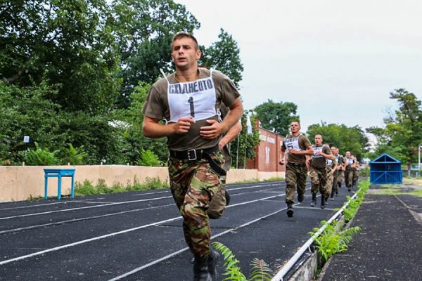 Вт 4 м. Военно-спортивное многоборье. Военное многоборье. Военные спортсмены. Спортивные войска.