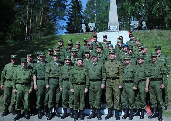 Луга войсковые части. Луга Ленинградская область воинская часть 02561. Войсковая часть город Луга Ленинградской области. 25 Гвардейская мотострелковая бригада имени Латышских Стрелков. Город Луга Ленинградской области воинская часть артиллерия.